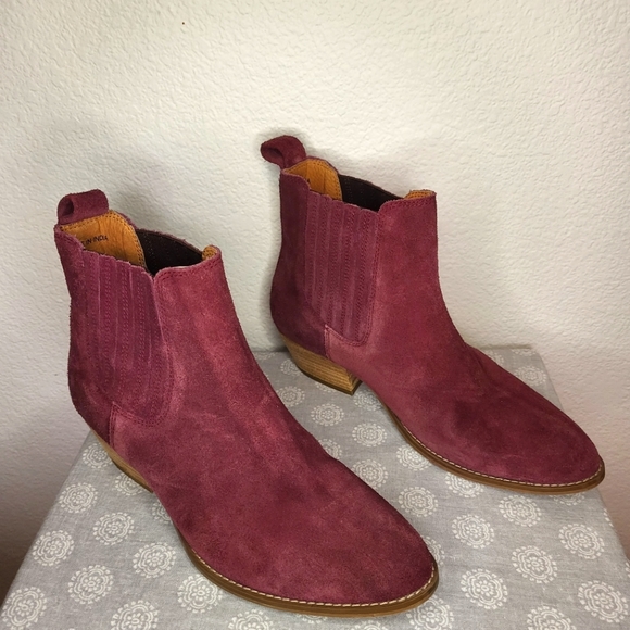 Urban Outfitters Suede Leather Ankle Boots size 3 - Picture 3 of 8